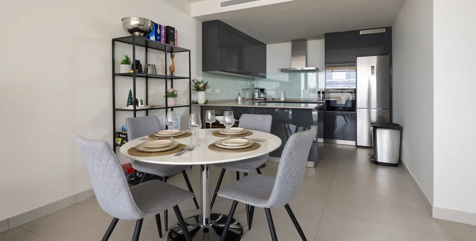 Sale of middle floor apartment in Fuengirola 5