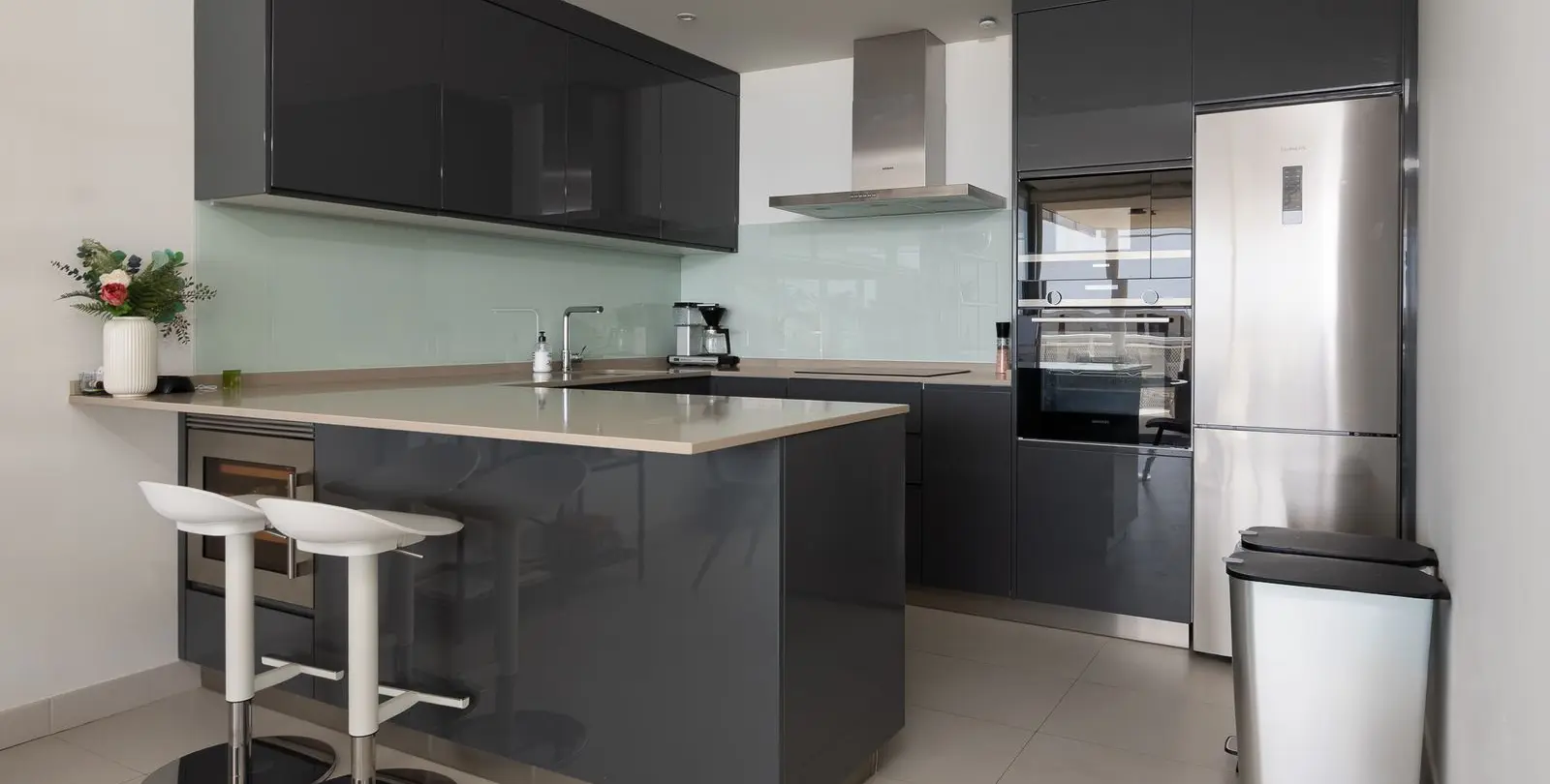 Sale of middle floor apartment in Fuengirola 6