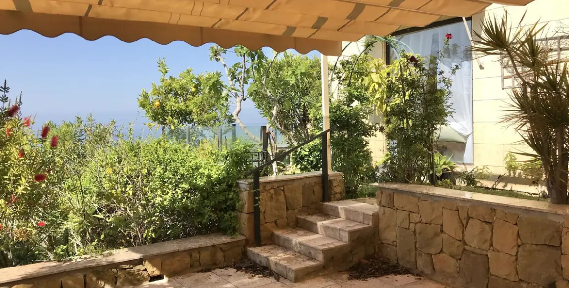 Sale of ground floor apartment in Altos de los Monteros 32