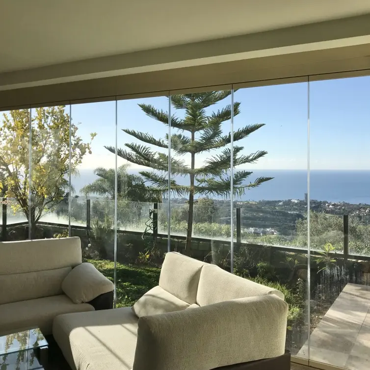 Sale of middle floor apartment in Altos de los Monteros