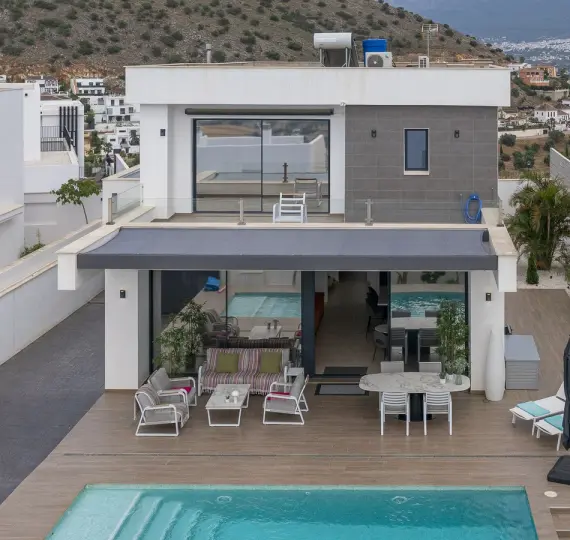 Venta de villa independiente en Coín