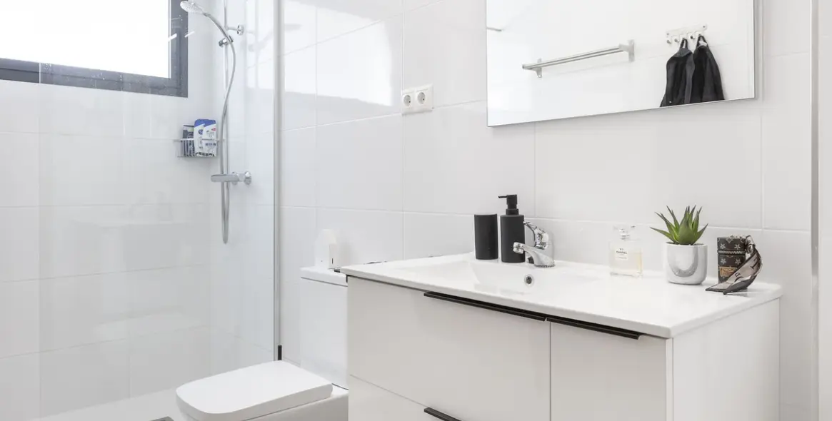 Sale of detached villa in Coín 23