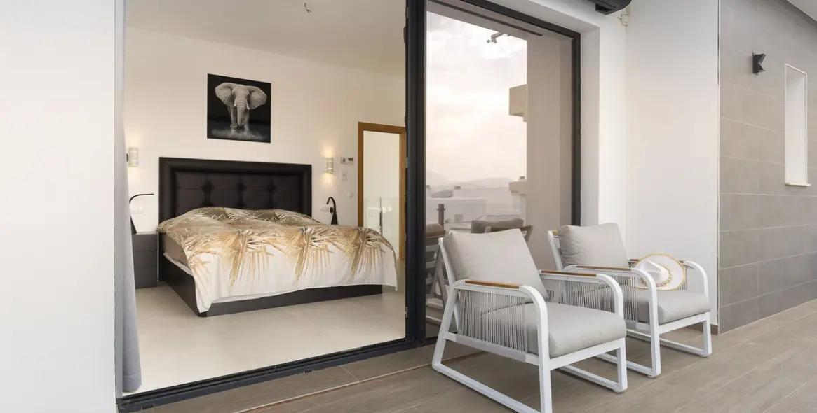 Sale of detached villa in Coín 33