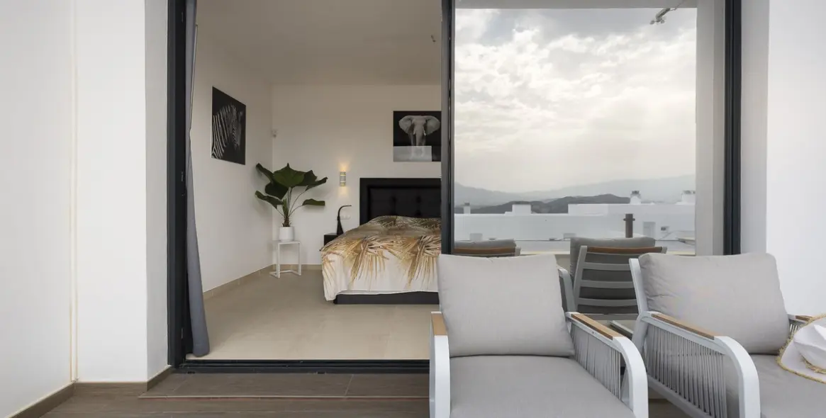 Sale of detached villa in Coín 34