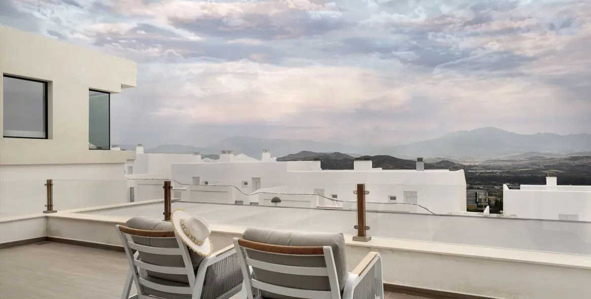 Sale of detached villa in Coín 36