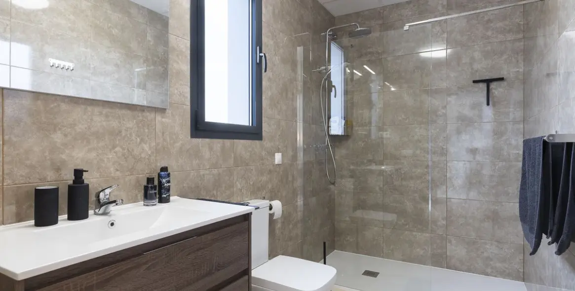 Sale of detached villa in Coín 49