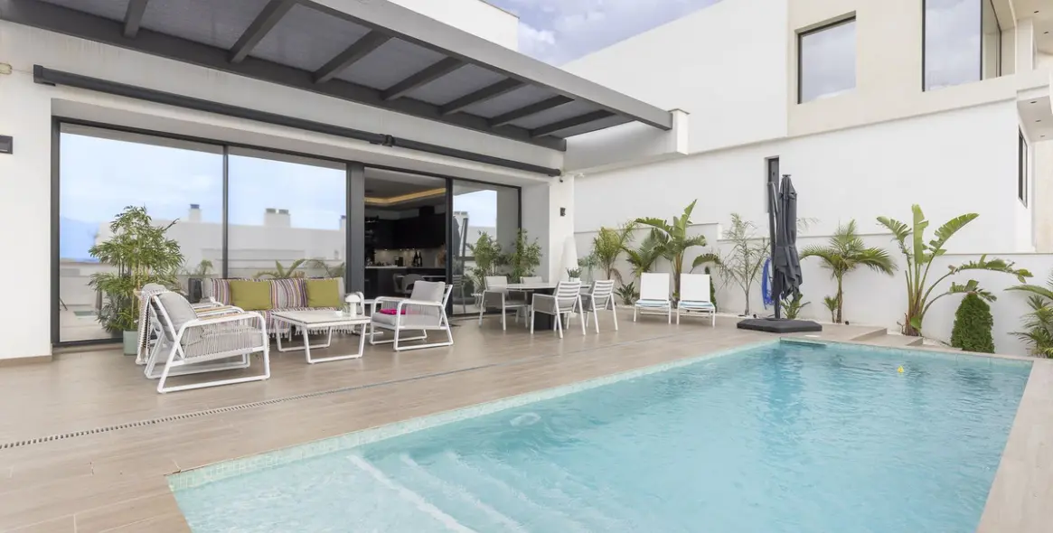 Sale of detached villa in Coín 51