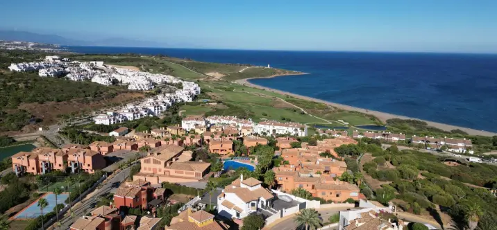 Продажа  отдельно стоящей виллы в La Alcaidesa 3