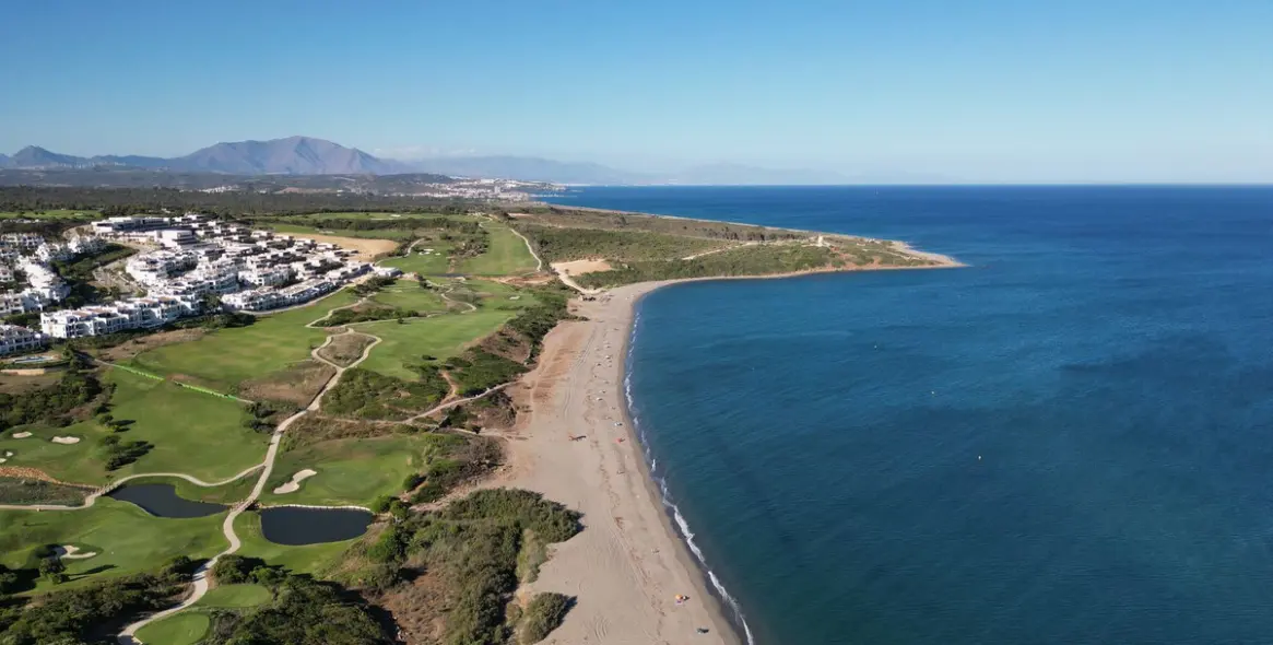 Продажа  отдельно стоящей виллы в La Alcaidesa 5