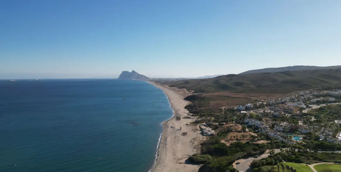 Продажа  отдельно стоящей виллы в La Alcaidesa 6