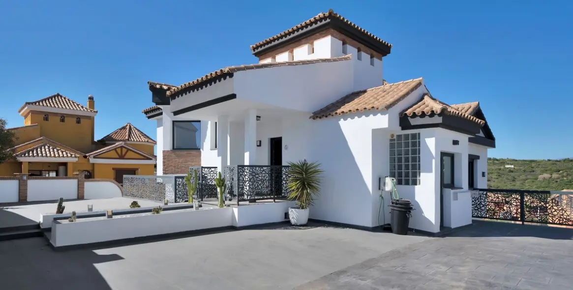 Продажа  отдельно стоящей виллы в La Alcaidesa 8