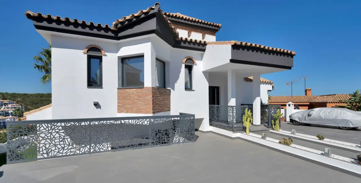 Продажа  отдельно стоящей виллы в La Alcaidesa 9