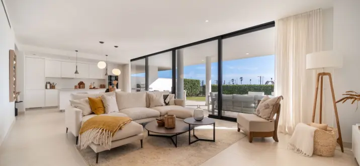 Продажа апартаментов на первом этаже в Fuengirola 1