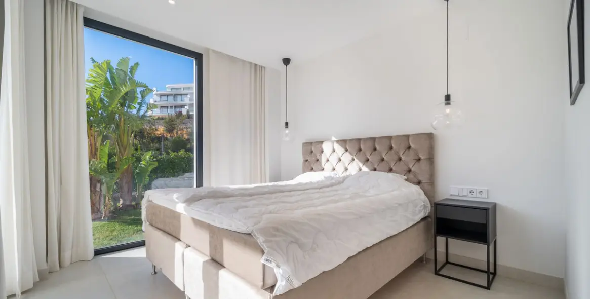 Sale of ground floor apartment in Fuengirola 3