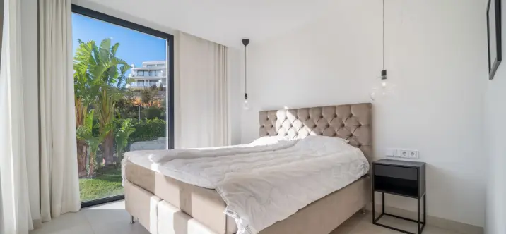 Продажа апартаментов на первом этаже в Fuengirola 2
