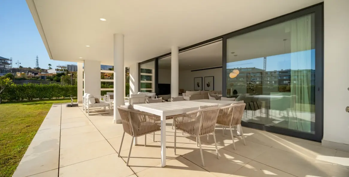 Sale of ground floor apartment in Fuengirola 7