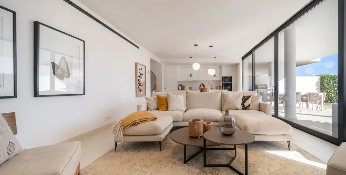 Sale of ground floor apartment in Fuengirola 9