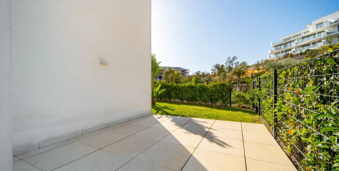 Sale of ground floor apartment in Fuengirola 25