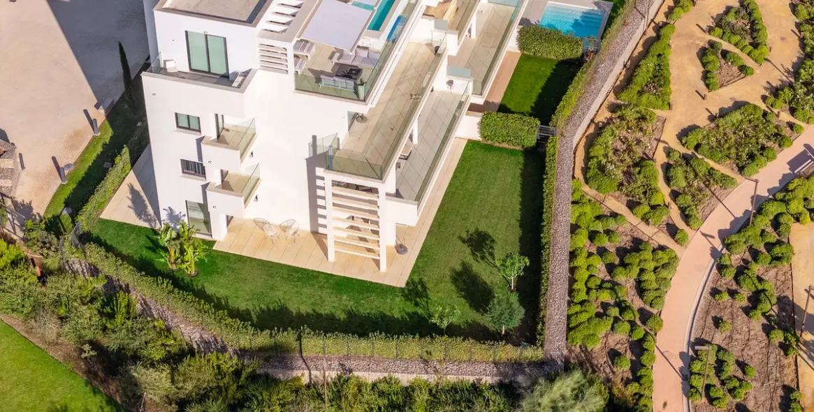 Sale of ground floor apartment in Fuengirola 30