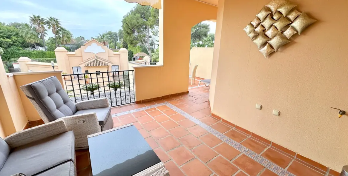 Продажа апартаментов на среднем этаже в Puerto Banús 24