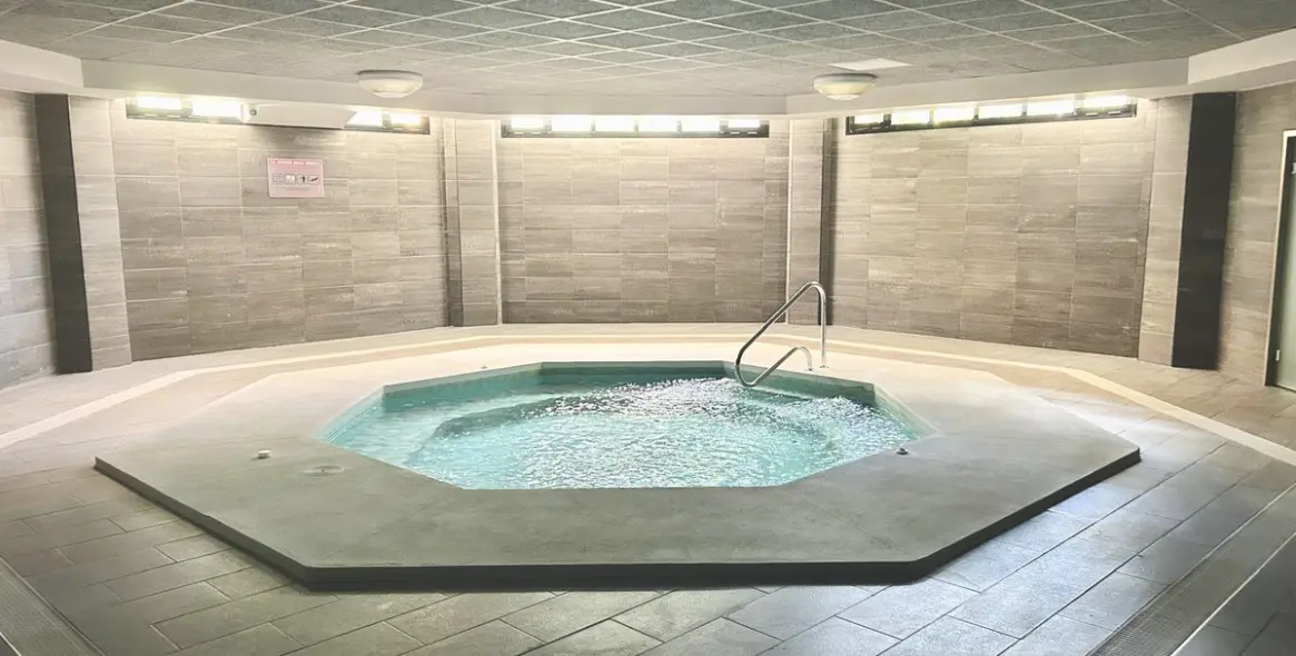 Продажа апартаментов на среднем этаже в Puerto Banús 28