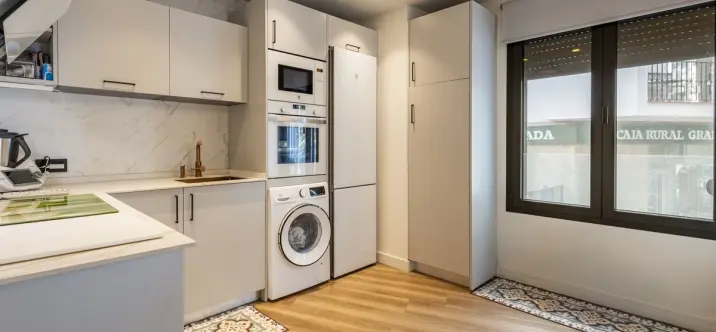 Middle floor apartment R5186287 3