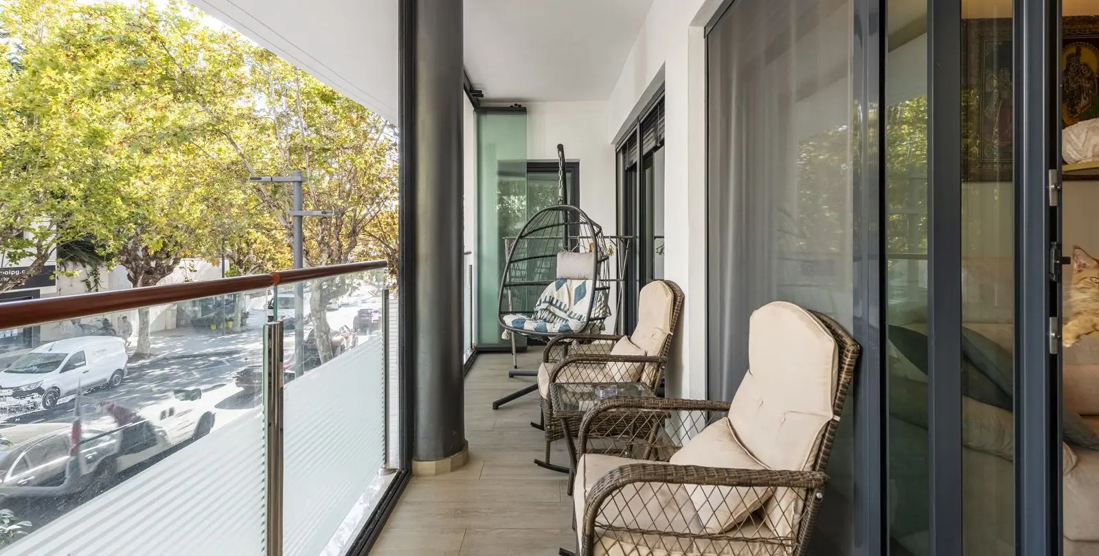 Sale of middle floor apartment in Estepona 9