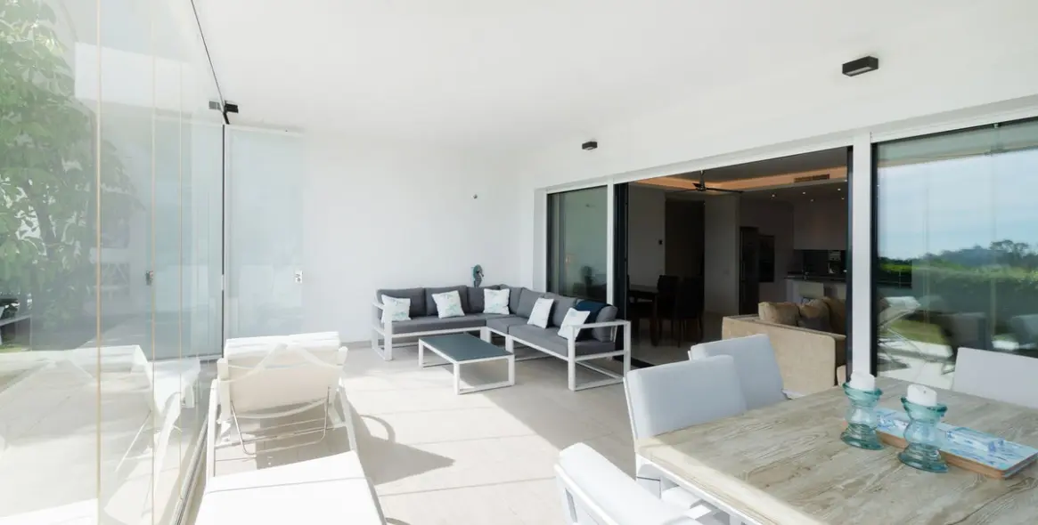 Продажа апартаментов на первом этаже в Benahavís 15