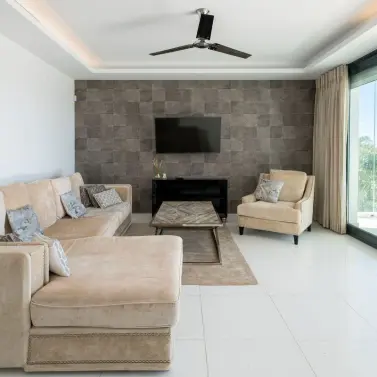 Venta de apartamento en planta baja en Benahavís