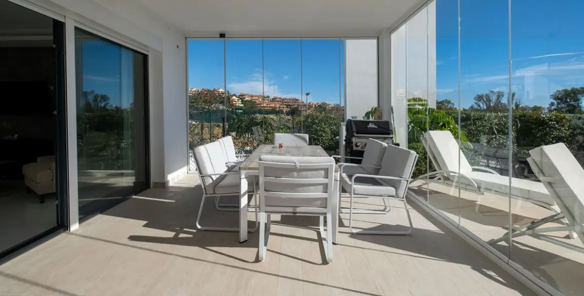 Venta de apartamento en planta baja en Benahavís 10