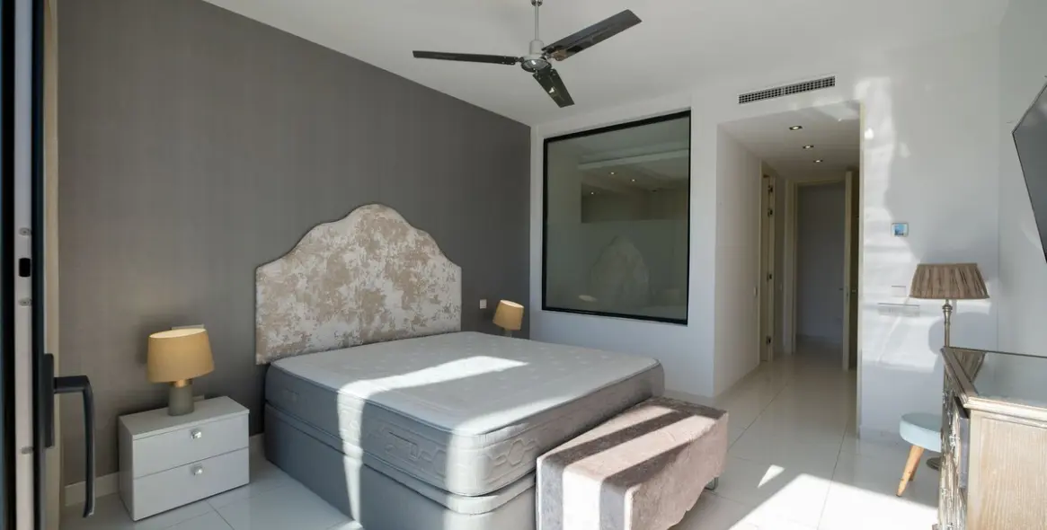 Venta de apartamento en planta baja en Benahavís 15