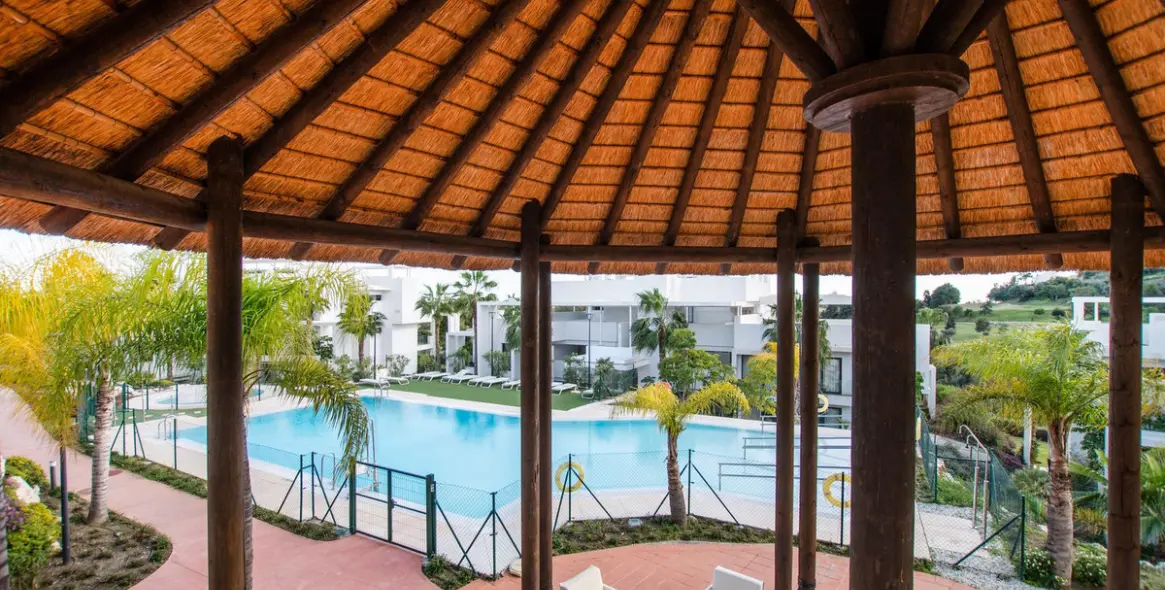 Venta de apartamento en planta baja en Benahavís 27