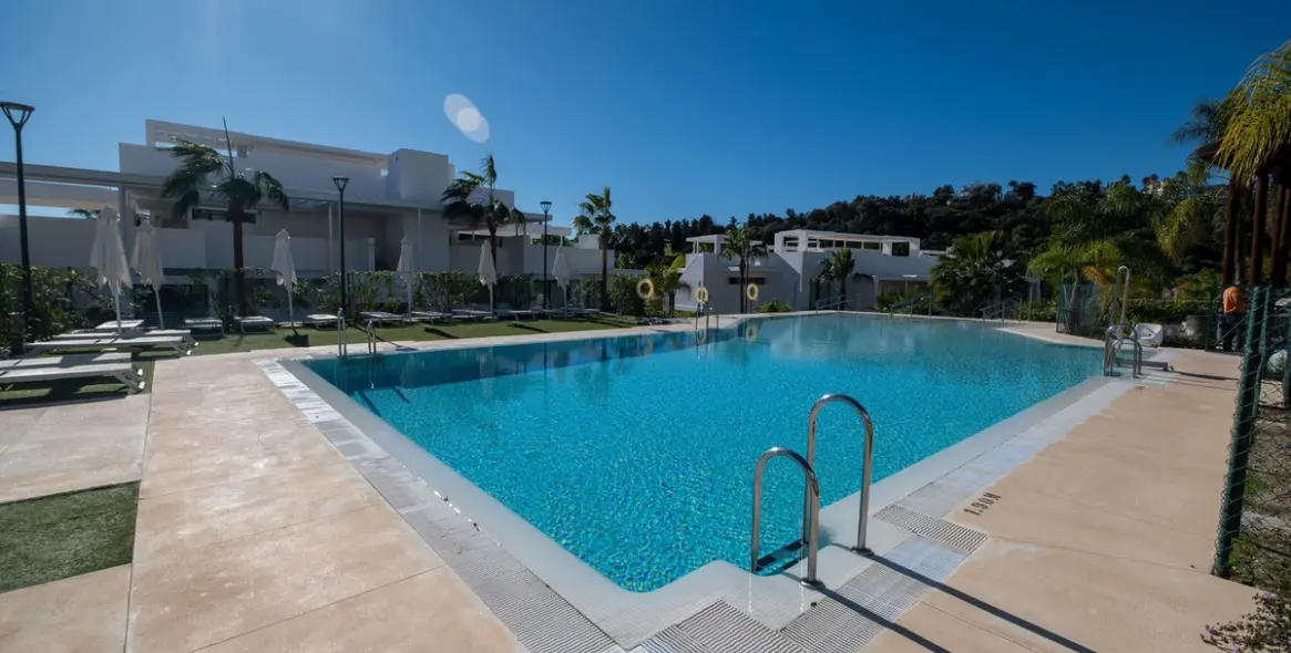 Venta de apartamento en planta baja en Benahavís 29