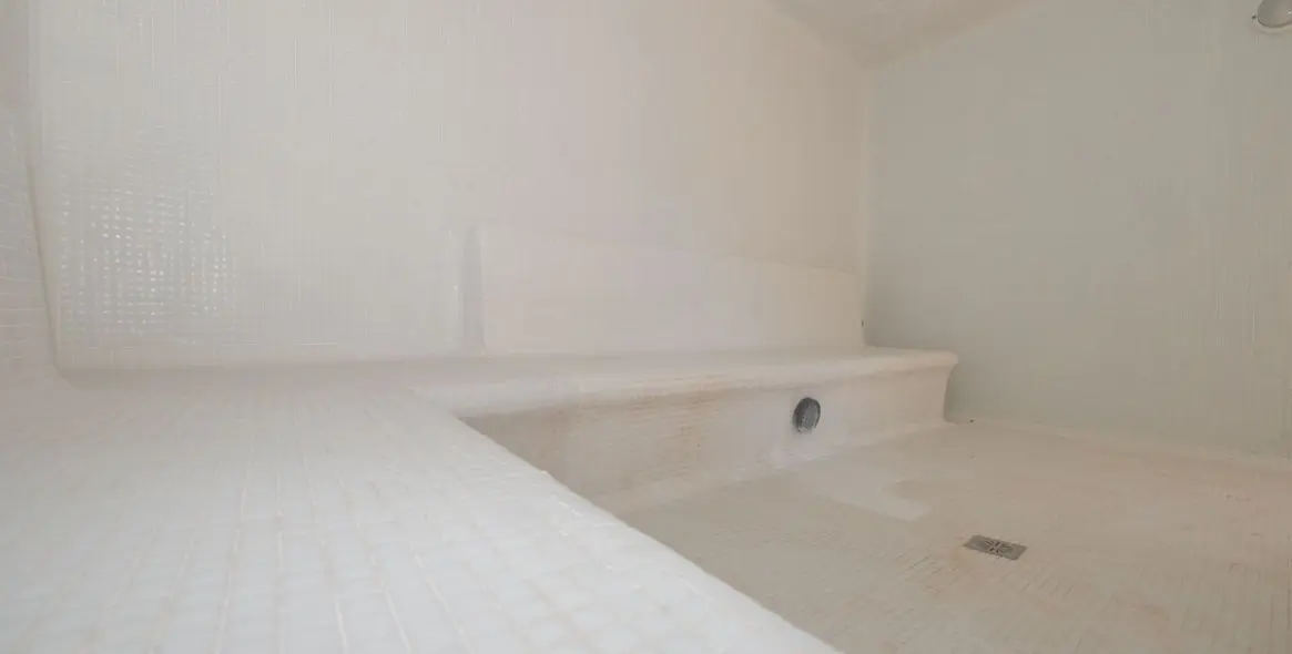 Venta de apartamento en planta baja en Benahavís 34
