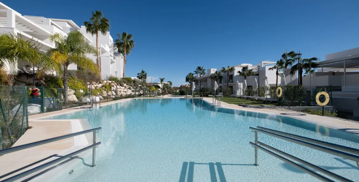 Venta de apartamento en planta baja en Benahavís 41