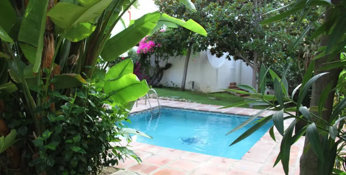 Продажа таунхауса в Nueva Andalucía 35