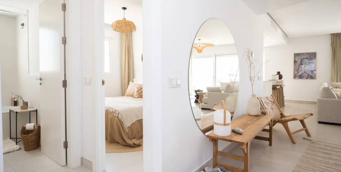 Продажа двухуровневого пентхауса в Altos de los Monteros 8