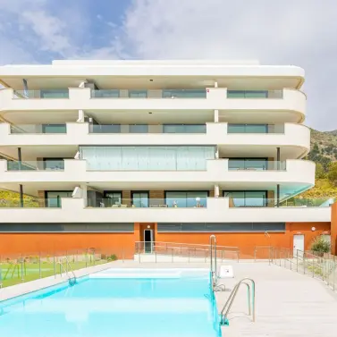 Venta de apartamento en planta media en Fuengirola