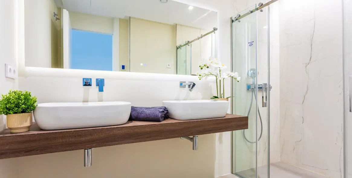 Sale of middle floor apartment in Fuengirola 23