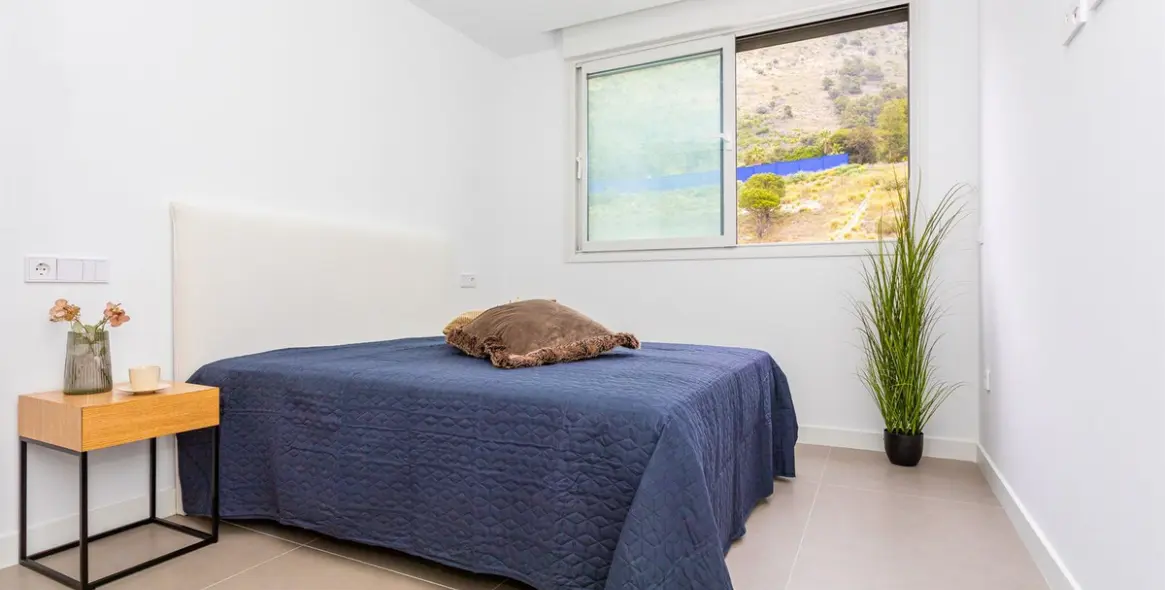 Sale of middle floor apartment in Fuengirola 28