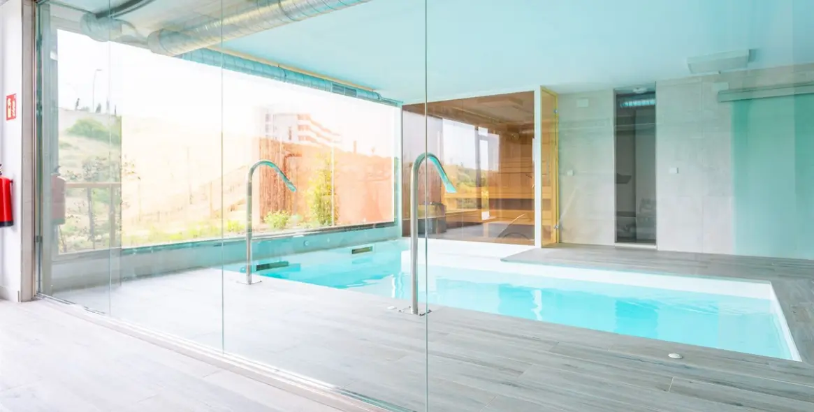 Sale of middle floor apartment in Fuengirola 31