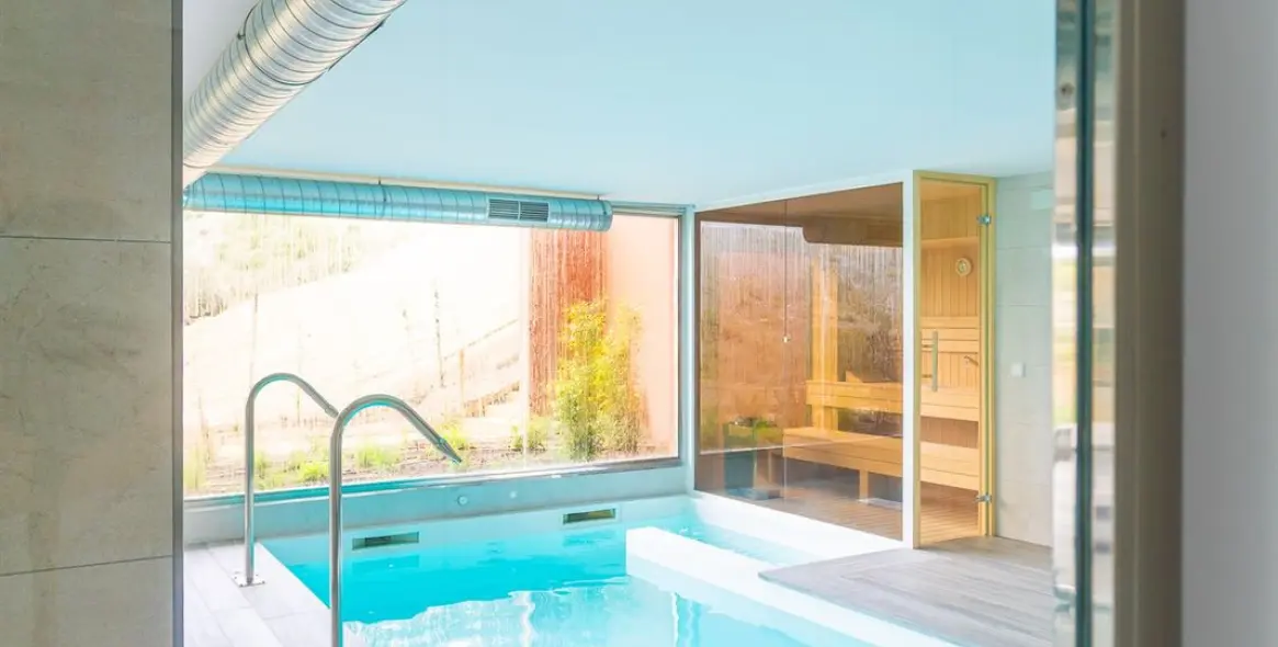 Sale of middle floor apartment in Fuengirola 32