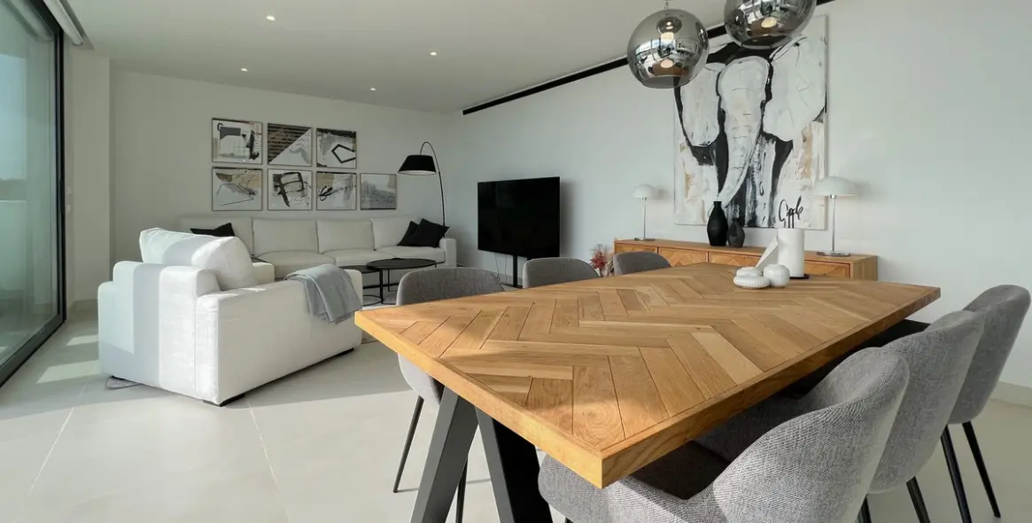 Venta de apartamento en planta media en Higueron 5