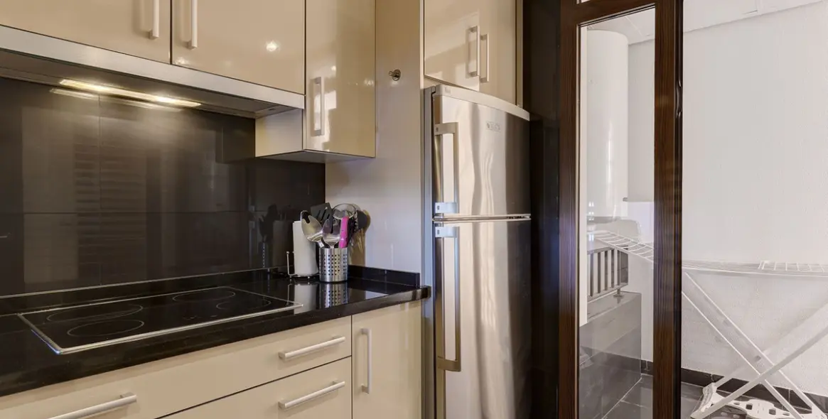 Продажа апартаментов на среднем этаже в Estepona (район Estepona) 6