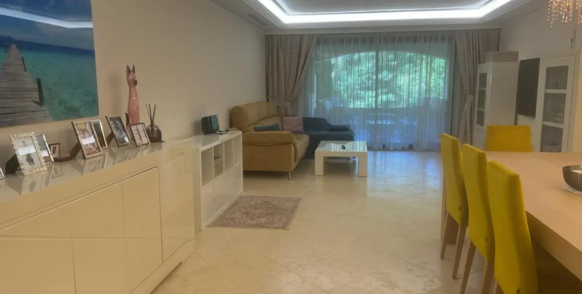 Sale of middle floor apartment in Guadalmina Baja 6