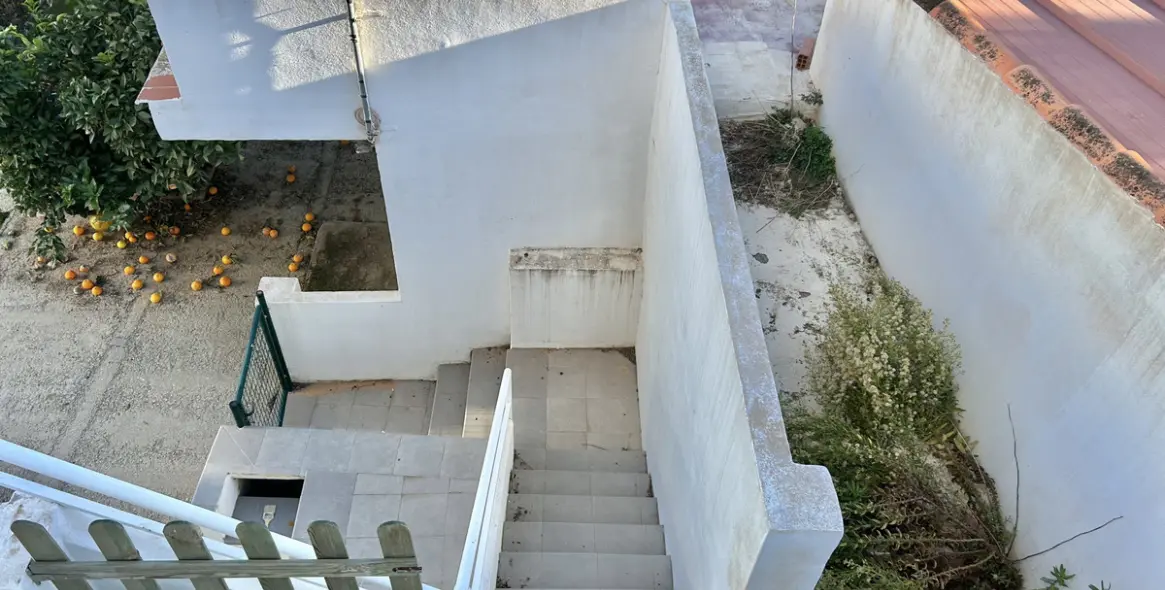 Продажа объекта в Guadiaro 13