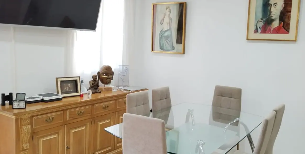 Sale of middle floor apartment in Marbella 2