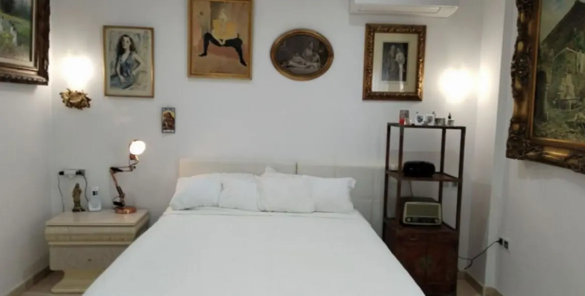 Sale of middle floor apartment in Marbella 5