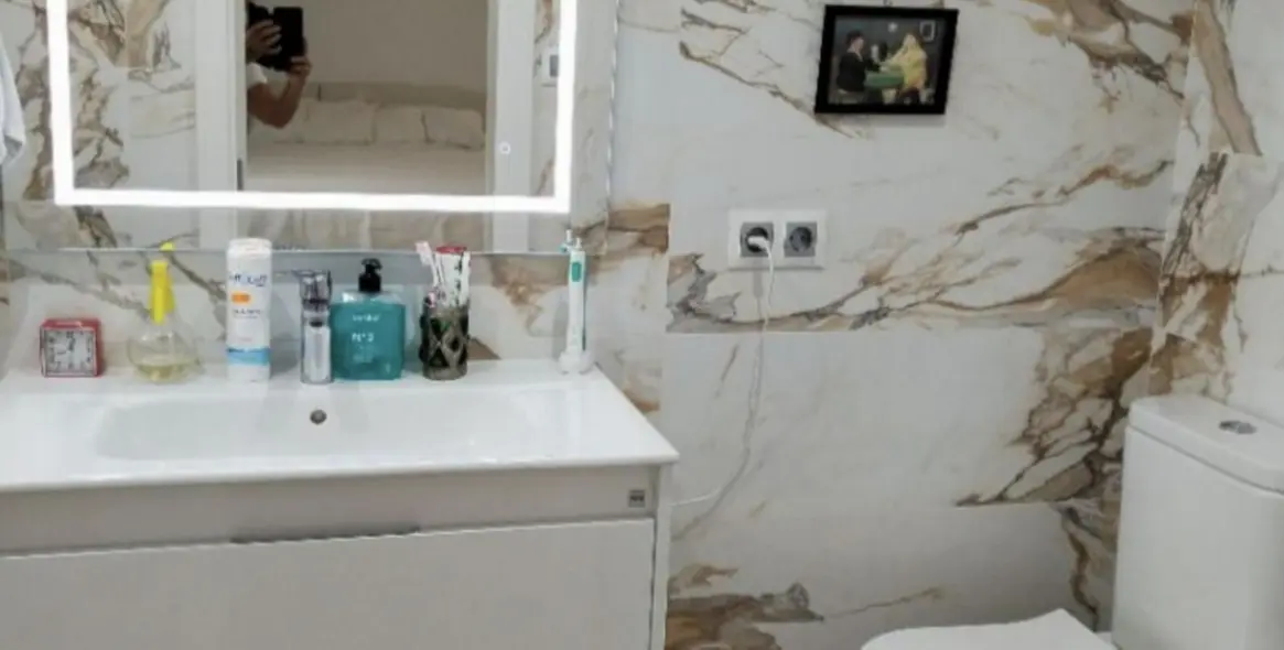 Sale of middle floor apartment in Marbella 11