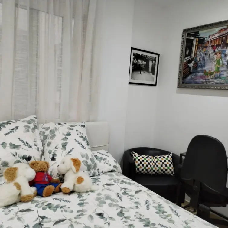 Venta de apartamento en planta media en Marbella